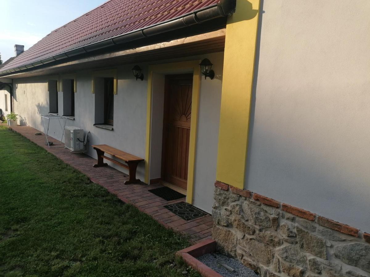 Apartmán na statku Jílovice Exteriér fotografie