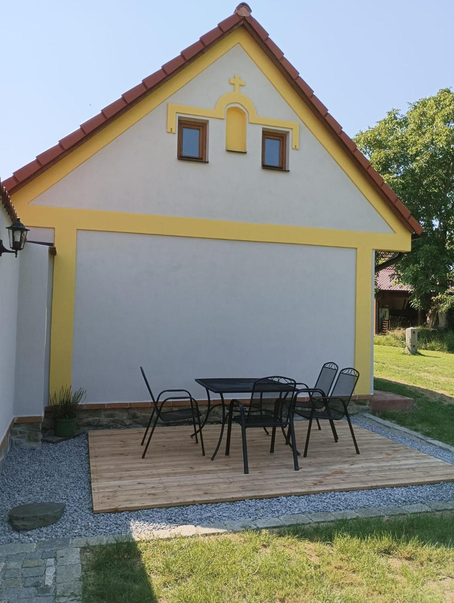 Apartmán na statku Jílovice Exteriér fotografie